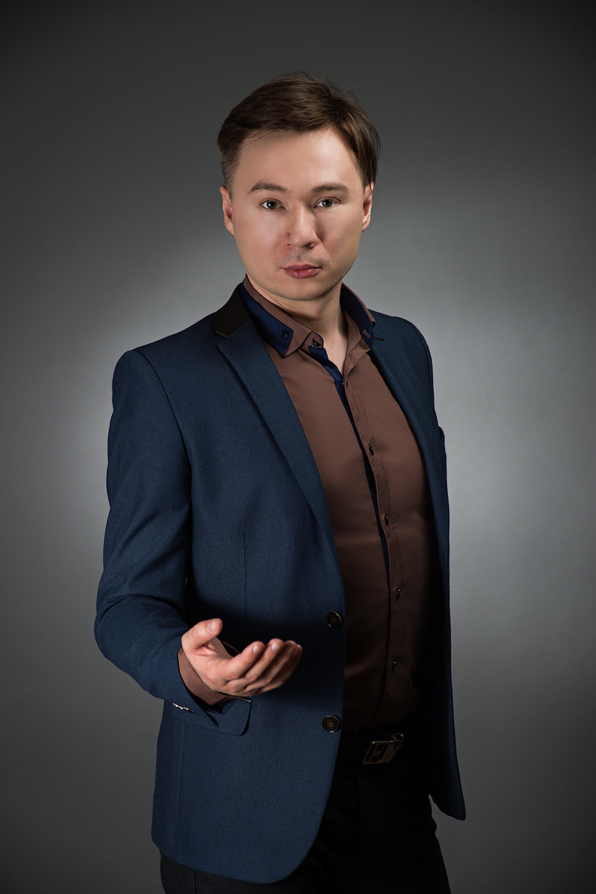 Евгений Идзиковский ведёт офлайн-интенсив Сборка