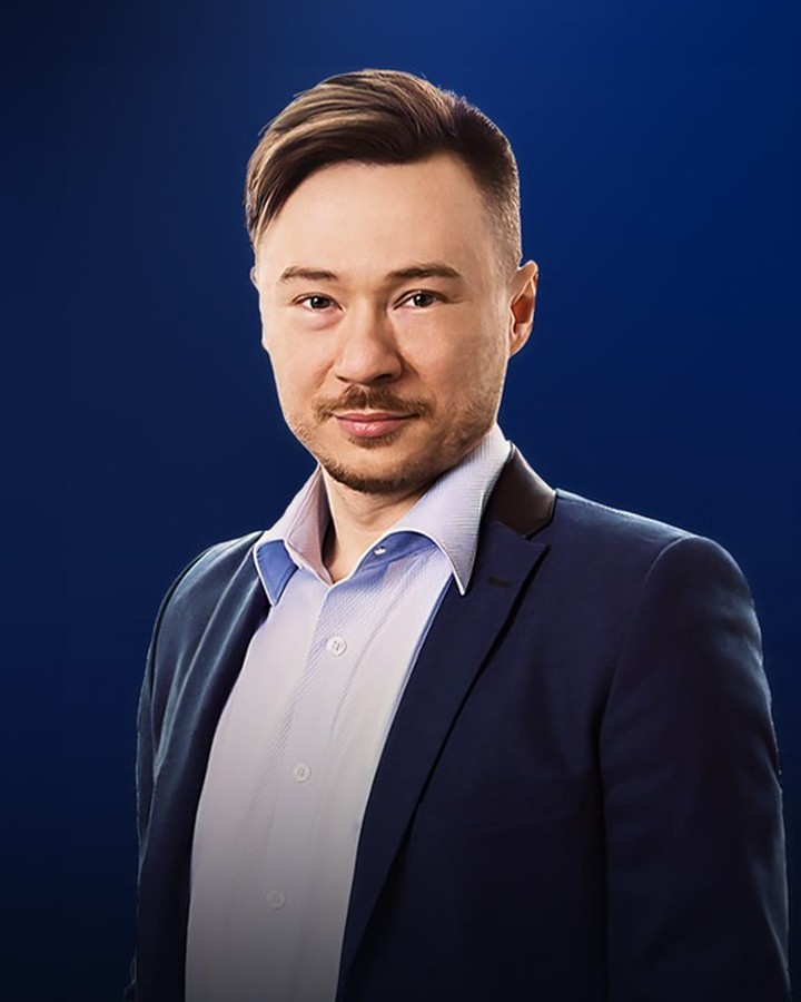 Евгений Идзиковский